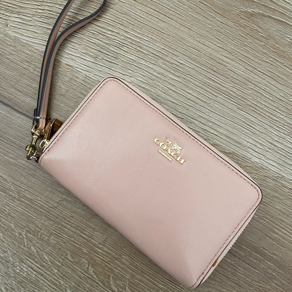 Coach Madison Double Zip Wallet in Smooth Leather